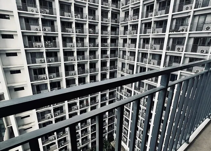 The Baylight Escape At Shore 2 * Manila